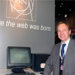 蒂姆·伯纳斯·李，欧洲核子研究中心