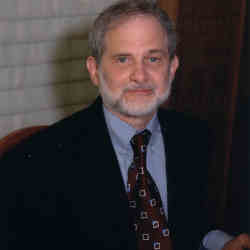普林斯顿大学名誉教授Ken Steiglitz。