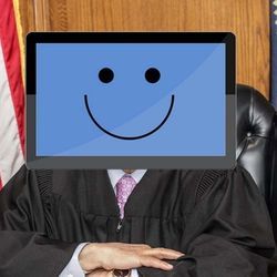 插图显示电脑显示器上的一个表情符号笑脸代替了法官的头像。
